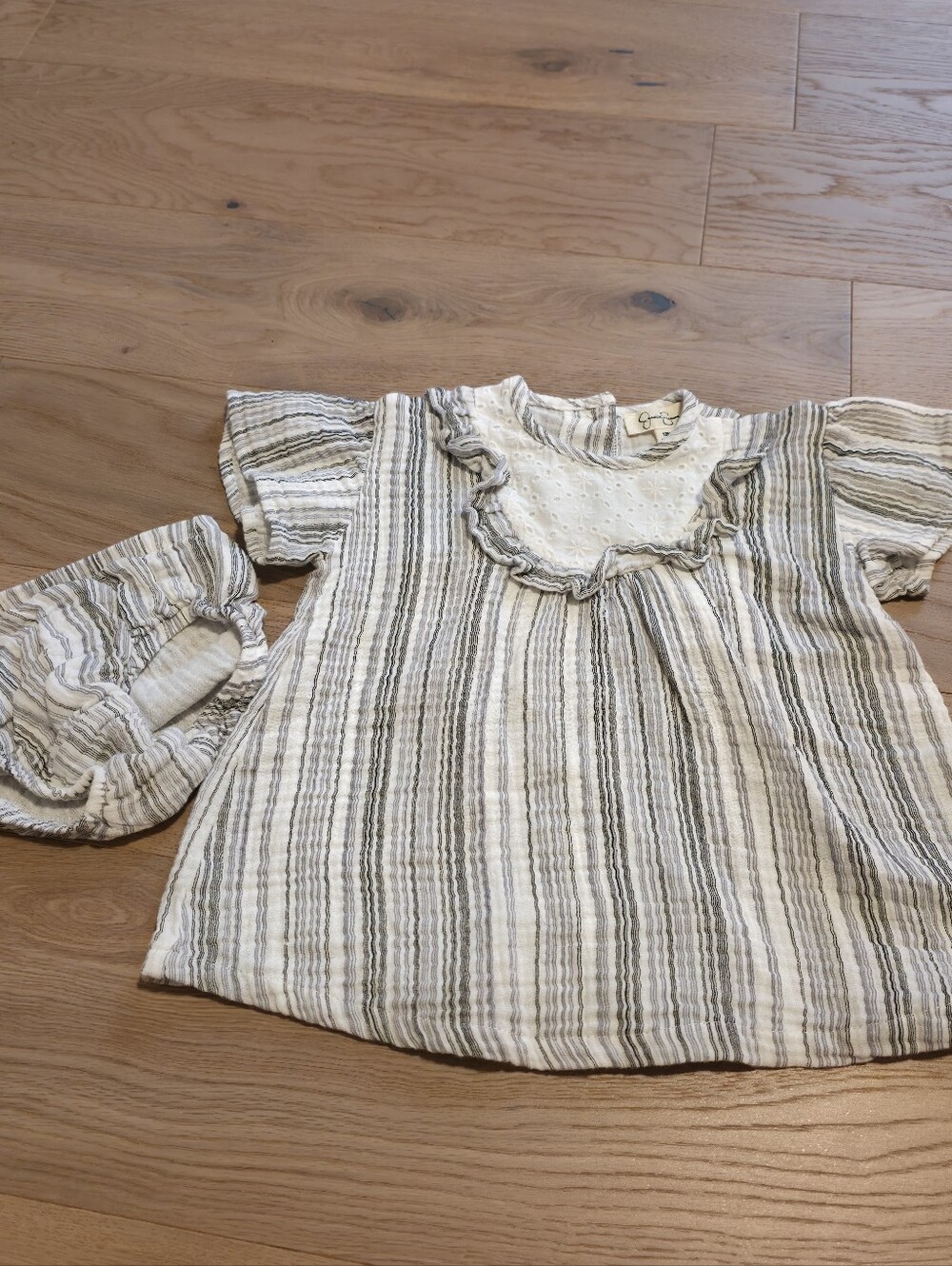 Jessica Simpson Cream & Gray Striped Ruffle Baby Dress